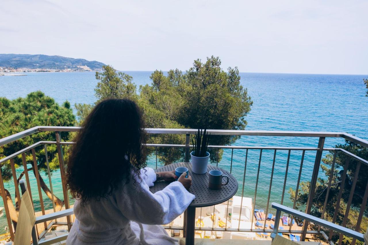 Hotel Arc En Ciel Diano Marina Ngoại thất bức ảnh